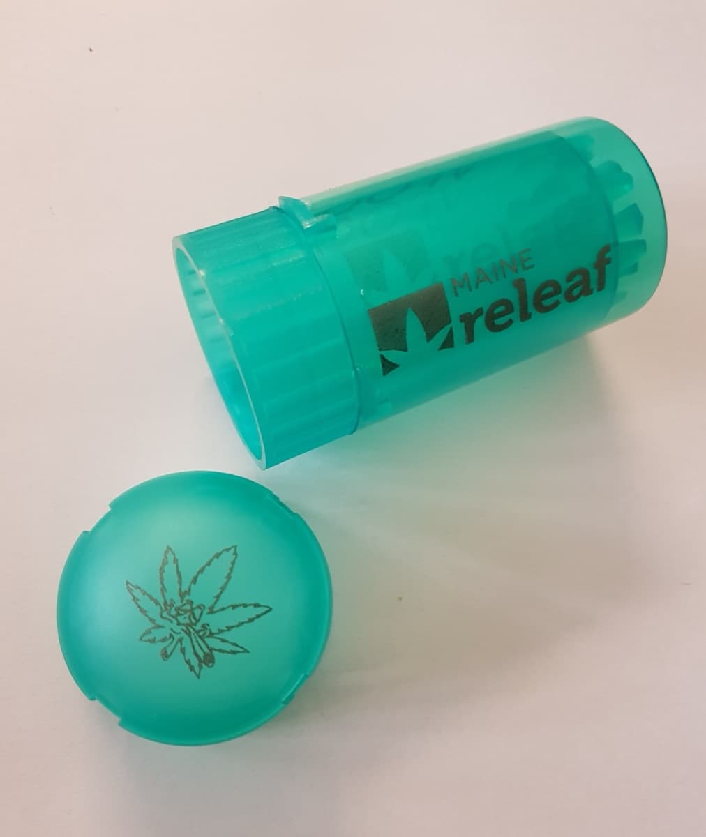 Clear-Storage Grinder